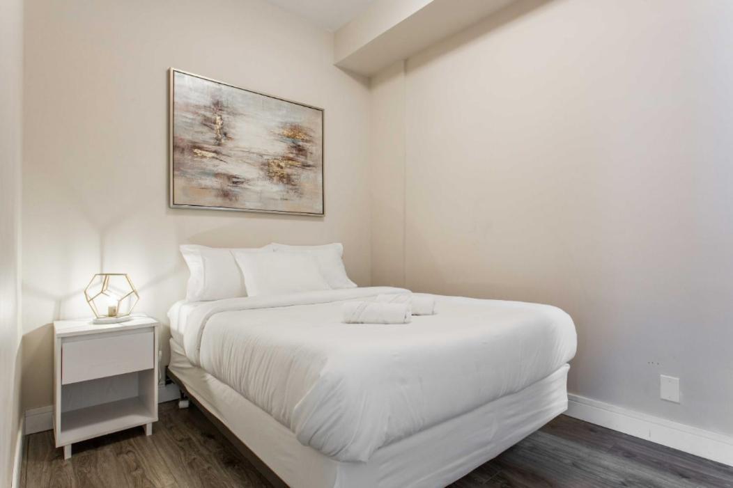Amazing Location! 1Min Walk To Wrigley Field- 2Br - Perfect For Cubs Fans! Chicago Exterior foto
